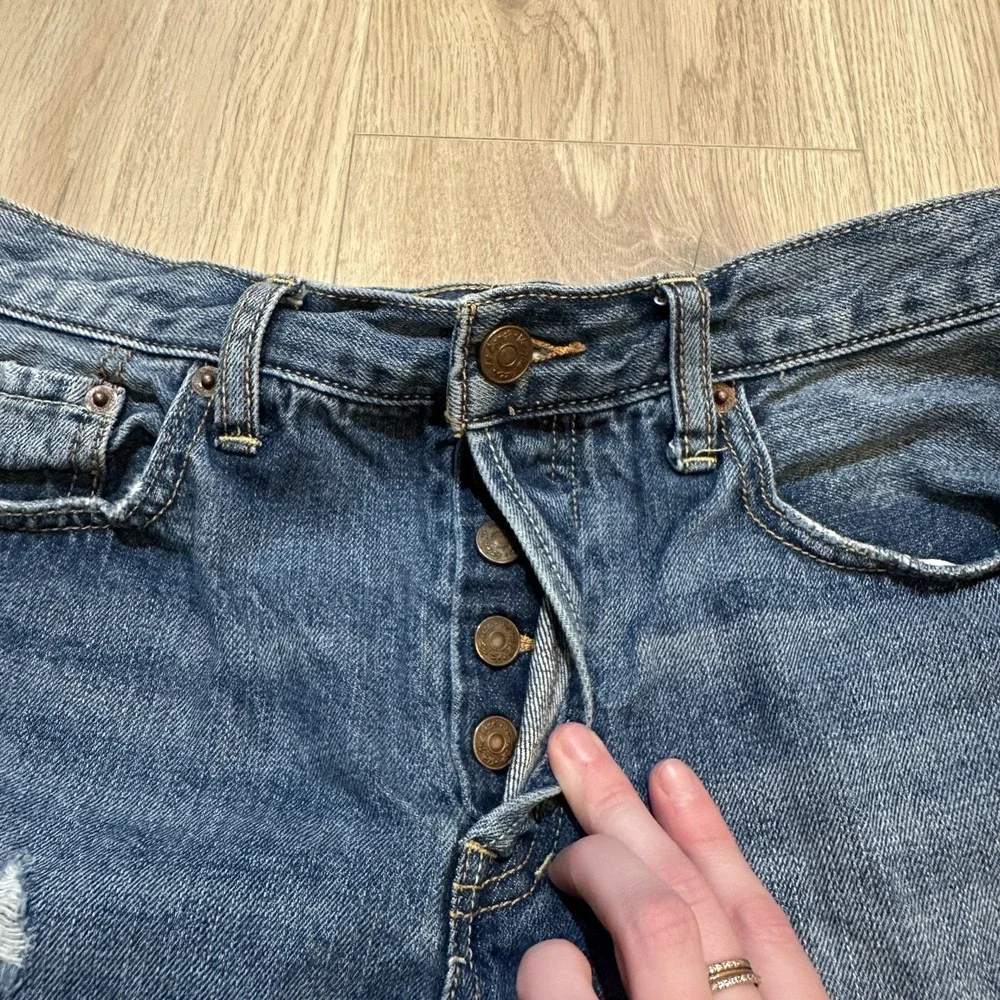 FREE PEOPLE Byron Bay Blue Denim High Waisted Shorts Distressed Size‎ 28 EUC